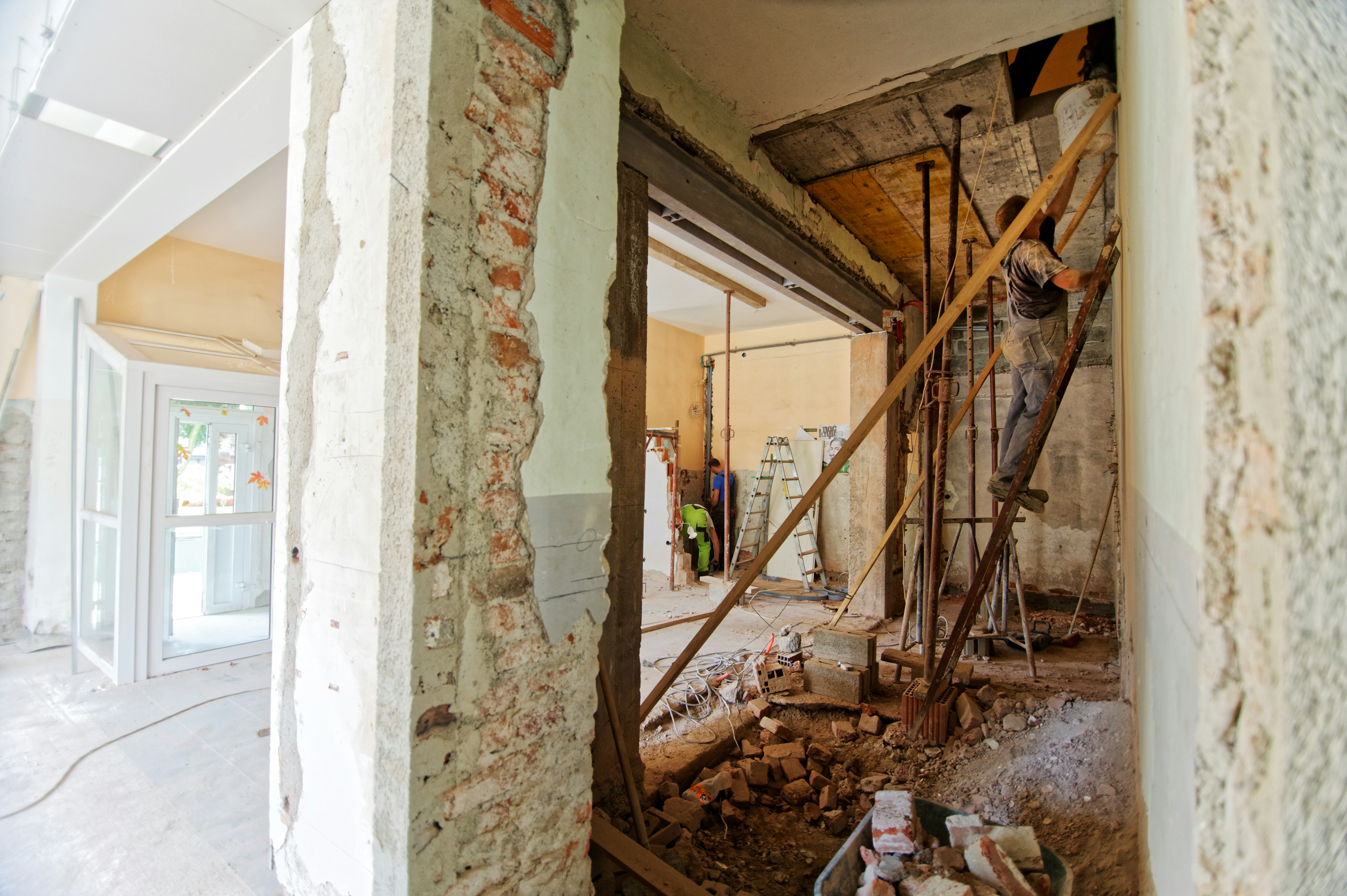 Custom home renovation and remodeling services including kitchen, bathroom, and interior design in Metro Manila